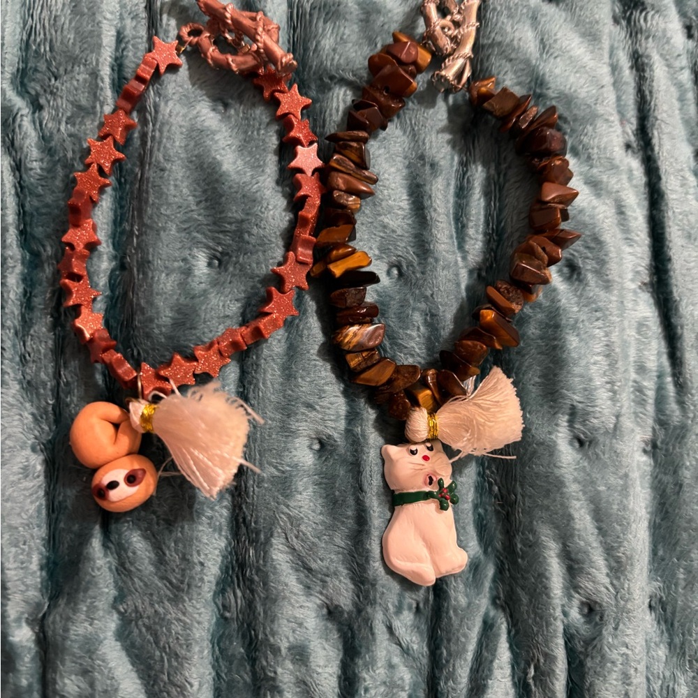 Tiger eye Star - The sloth 🦥 is the only one available